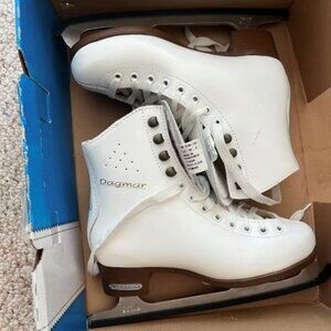 Womens Dagmar Figure skates